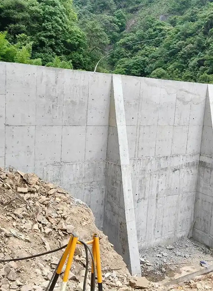 承德宽城满族自治县重力式挡土墙